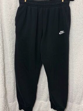 Nike Men’s Black Fleece Jogger Pants Size Large